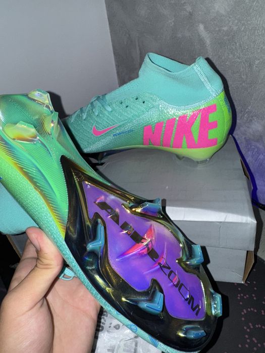 Nike Superfly Chromatic Pack