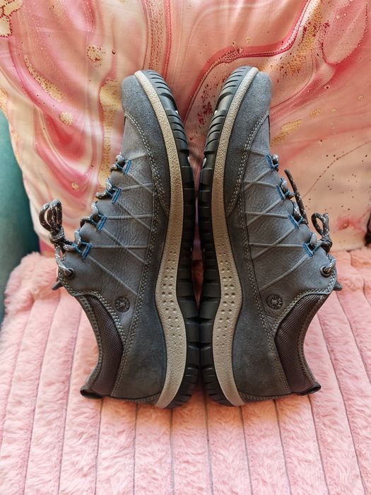 ECOO естествена кожа