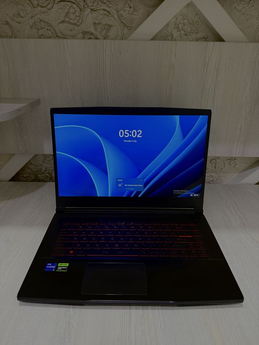 Noutbook MSI THIN 15 B13UCX-3251XUZ