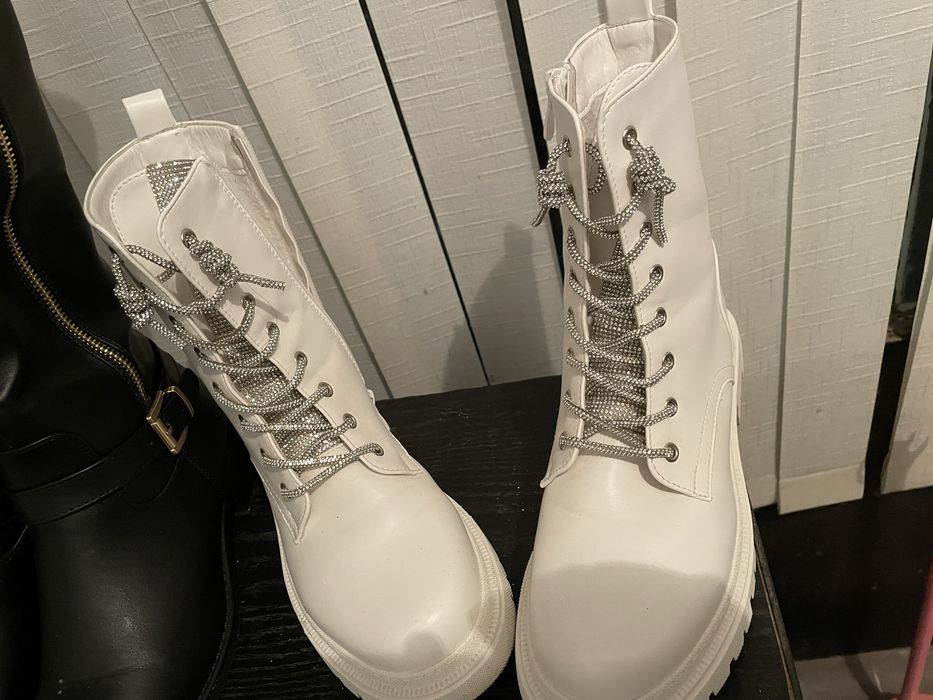 Дамски боти зимни