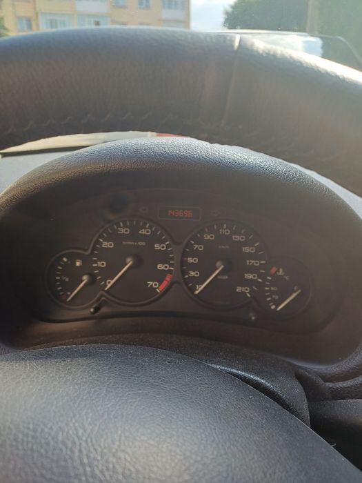PEUGEOT 206 2008 — imagine 4