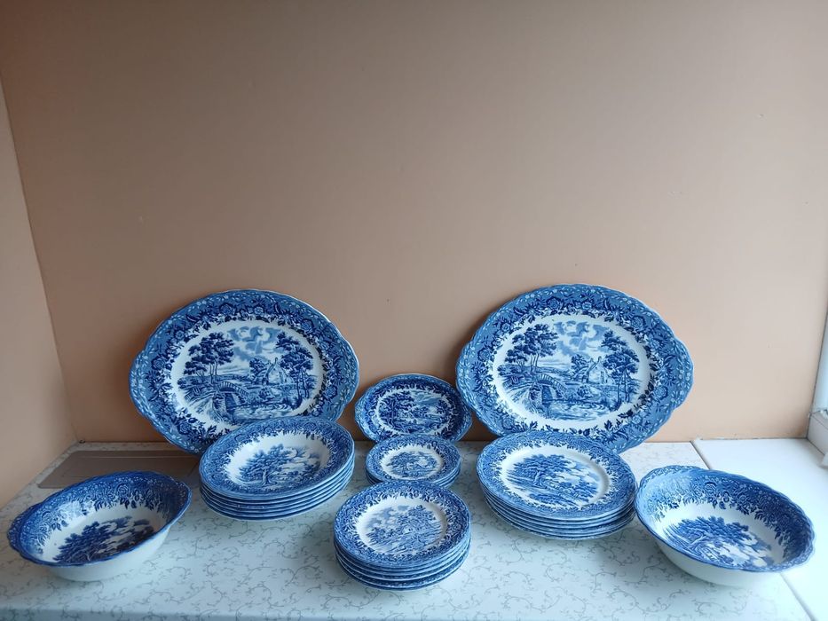 Английски сервиз за чай,  столовый сервиз