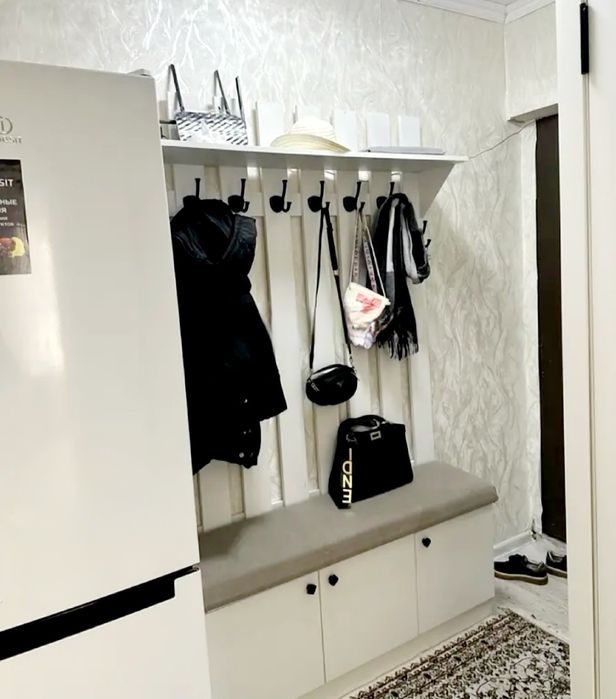 продам 2-х ком. 46кв. 5мкр. 2-этаж