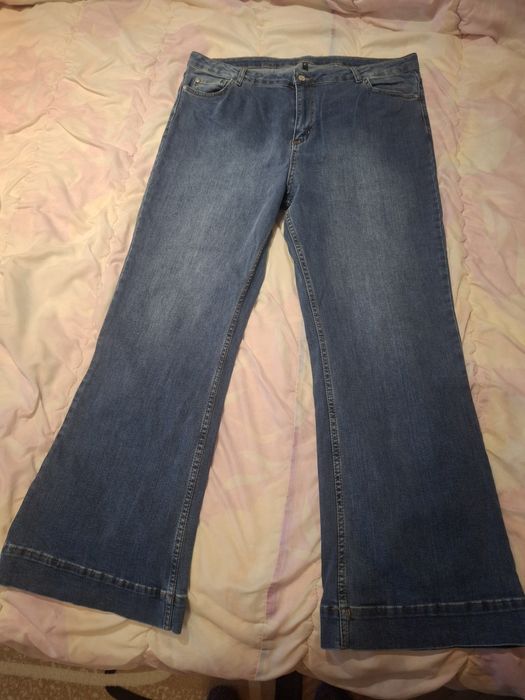 Дънки с широки крачоли