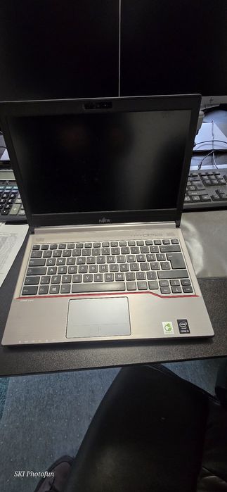 Vand laptop Fujitsu E734-I5