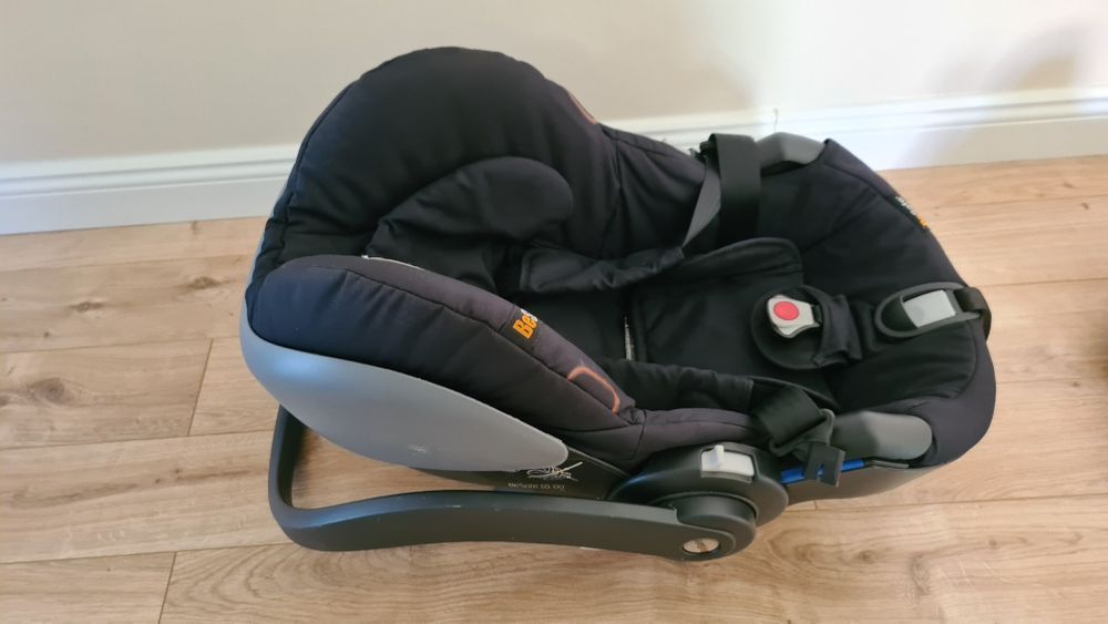 Scoica auto + baza Isofix