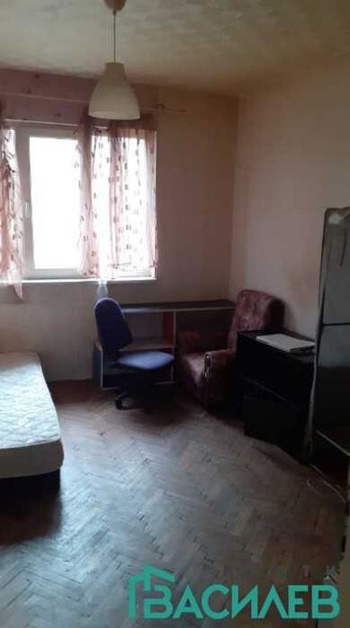 Продава се Тристаен апартамент в София, Център - 69 кв.м за 1404 €/кв.м - Снимка #2