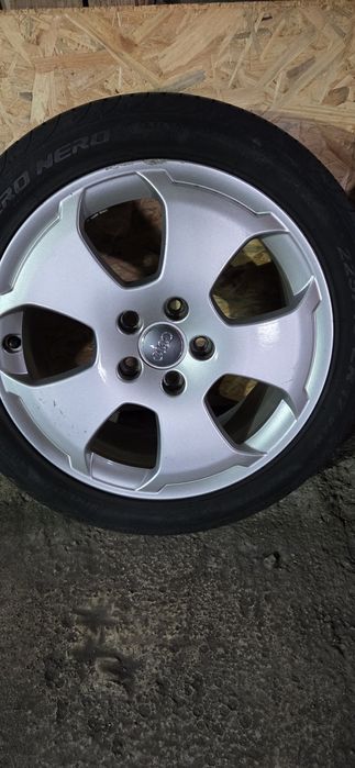 AUDI A3 оригинални джанти 225/45/17 7,5J×17 ET56 5×112 DOT