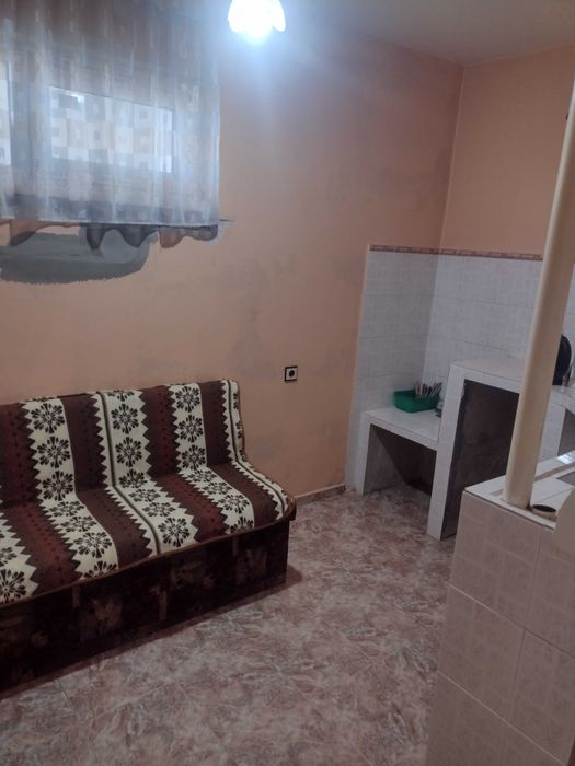 Продава се Тристаен апартамент в Търговище, Запад 2 - 78 кв.м за 1052 €/кв.м - Снимка #16