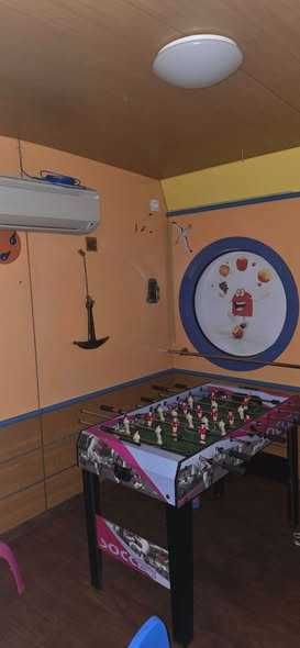 VAND AFACERE LA CHEIE - container MC DONALDS loc de joaca