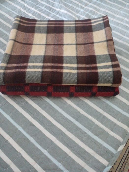 Продаю плед хорошего качества