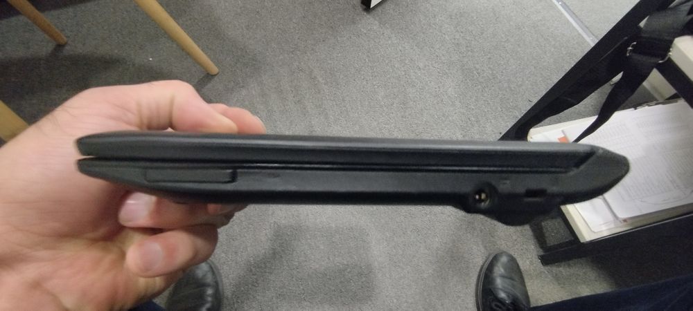 Нетбук eMachines eM350