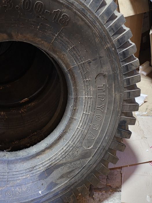 ANVELOPE Noi 1300 x 18 masini militare  of road