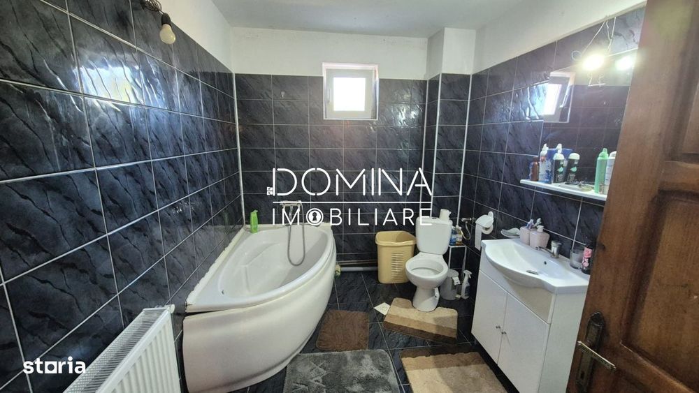 Vanzare casa P+1, situata in Targu Jiu, cartier Tismana - la DN 67D