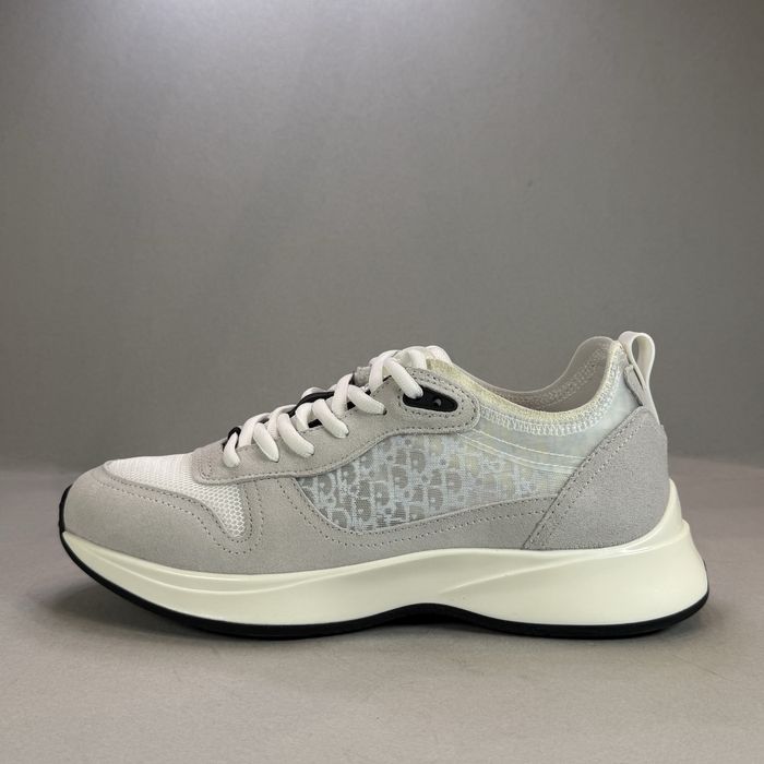 Dior B25 "White"! НОВИ!