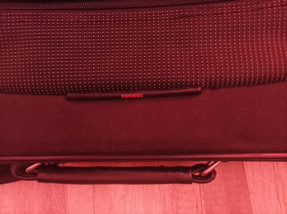 Оригинална чанта за Лаптоп Toshiba