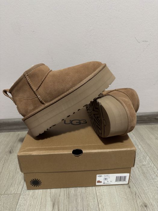 UGG Ultra Mini Platform chestnut