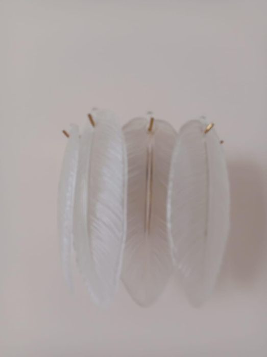 Продам люстру в подарок два бра