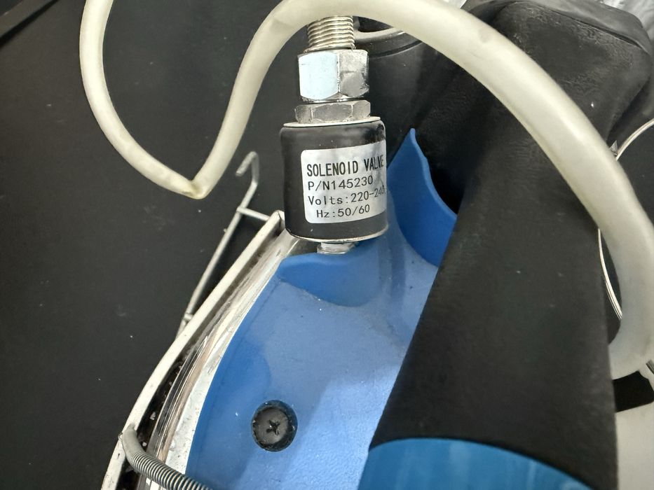 Продам паровой утюг