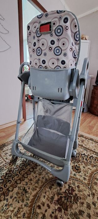 Детский столик для кормления