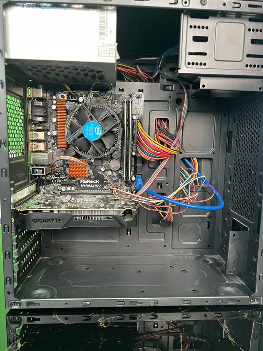 Настолен компютър