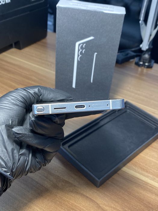 Samsung Galaxy s25 ultra • 512 GB • Titanium Black