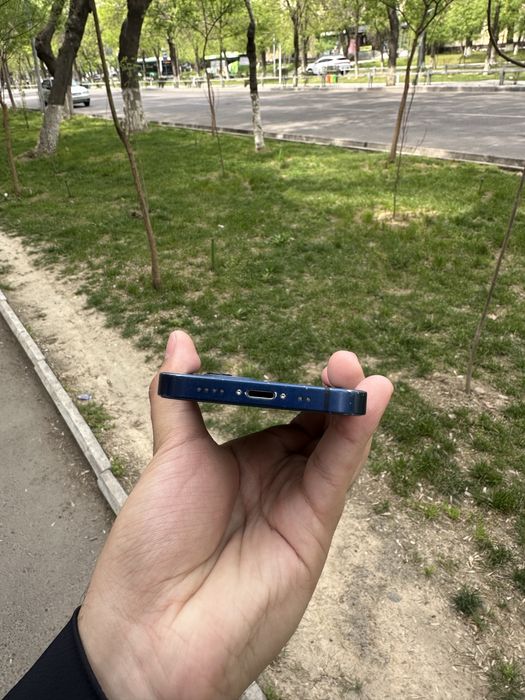 Iphone 12 mini blue