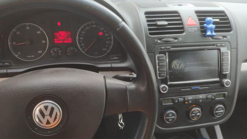 Vand golf 5 1.9 tdi 105 Cod motor BLS