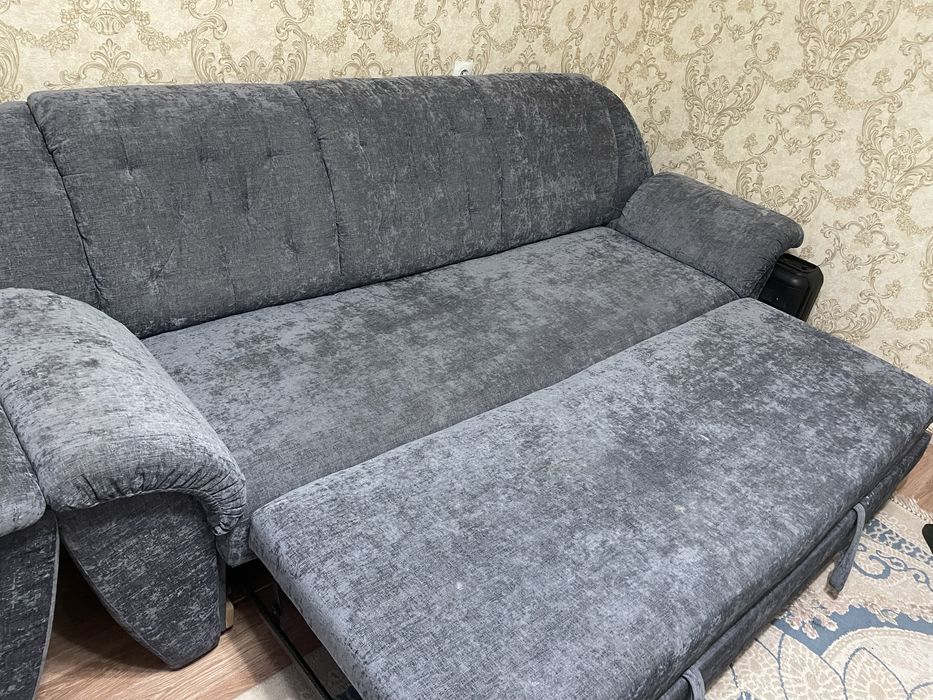 Продам диван и два кресла