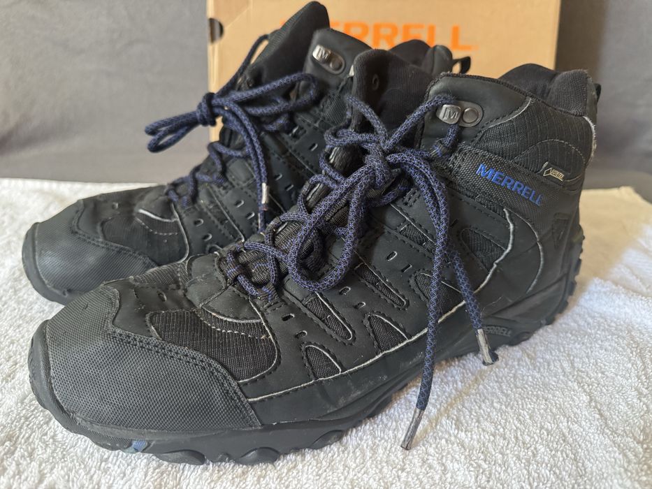 Adidas,La sportiva,Merrell -Gore tex