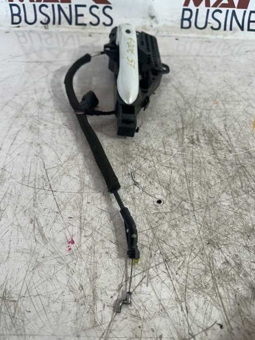 Dezmembrari Maner usa stanga fata RENAULT ZOE fab 2019 cod piesa 252447