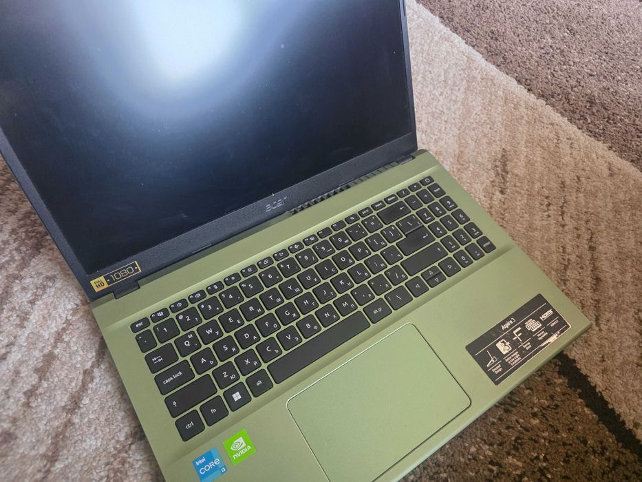 Лаптоп ACER Aspire 3