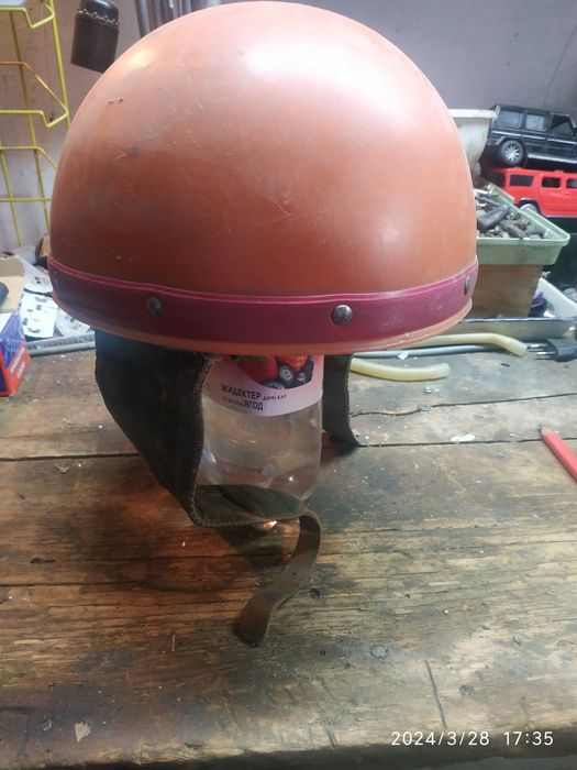 Мото шлем РЕТРО.