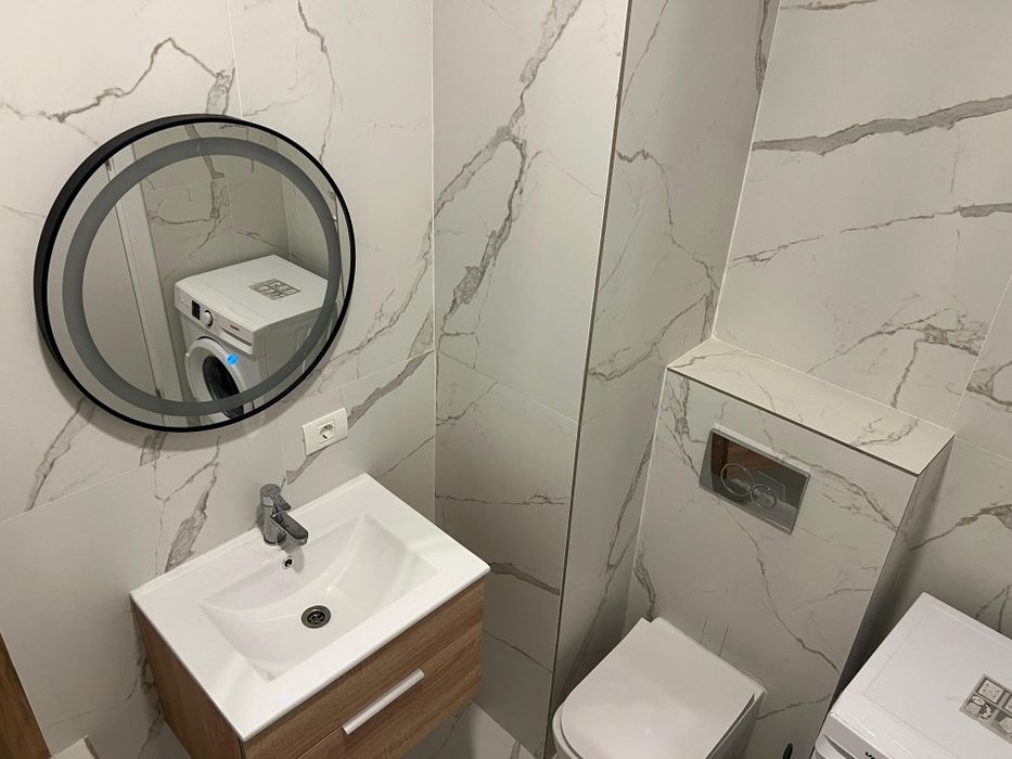 Direct proprietar inchiriez apartament