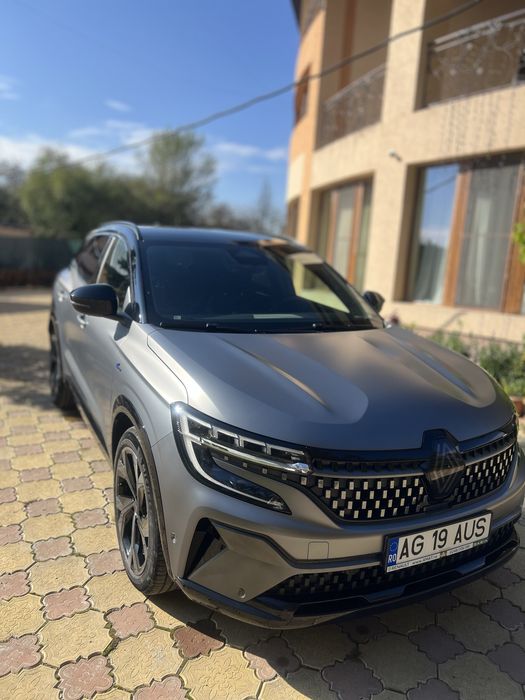 Renault Austral Techno Esprit Alpine E-Tech Full Hybrid 200 CP 4000 km