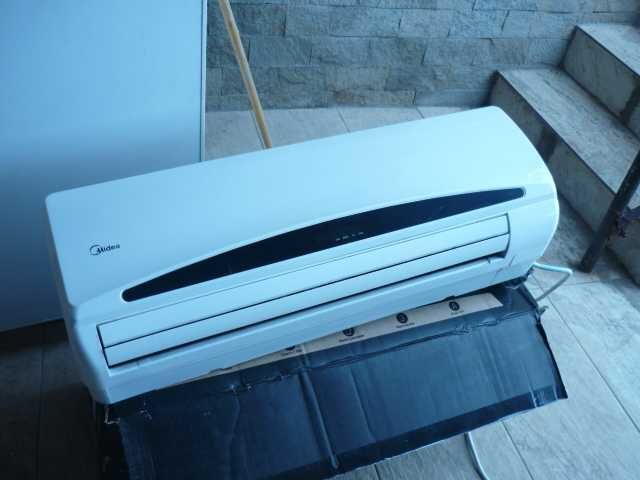 климатик Midea модел MSR-12HRN1