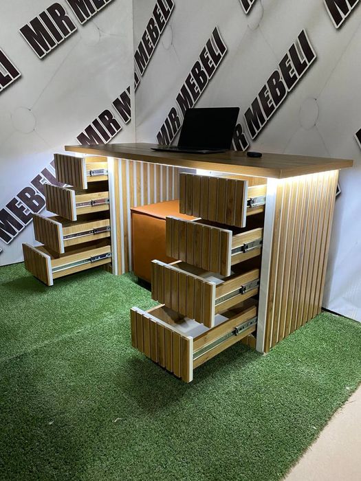 Стол рабочий офисный очень красивый удобный стильный