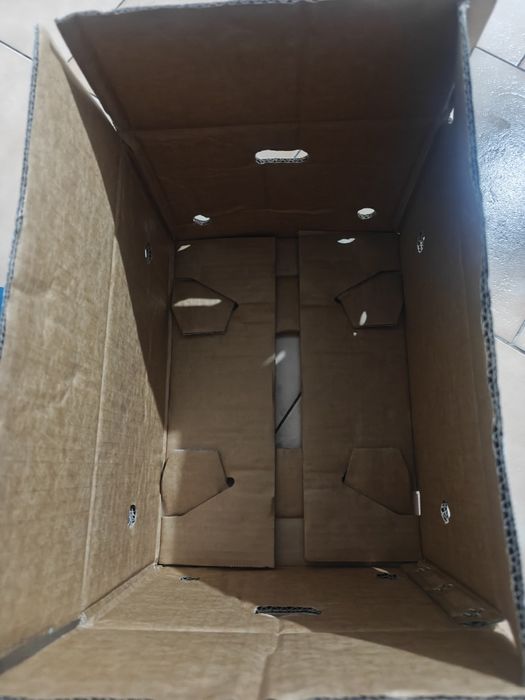 Lazi/cutii de carton  fructe/legume