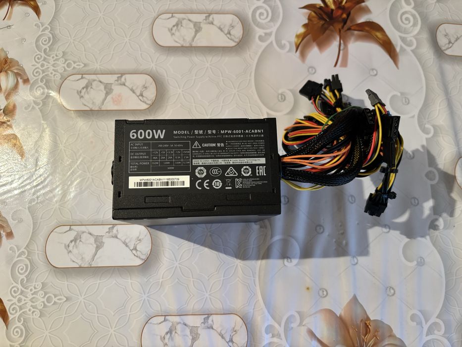 Блок питания Cooler master 600W
