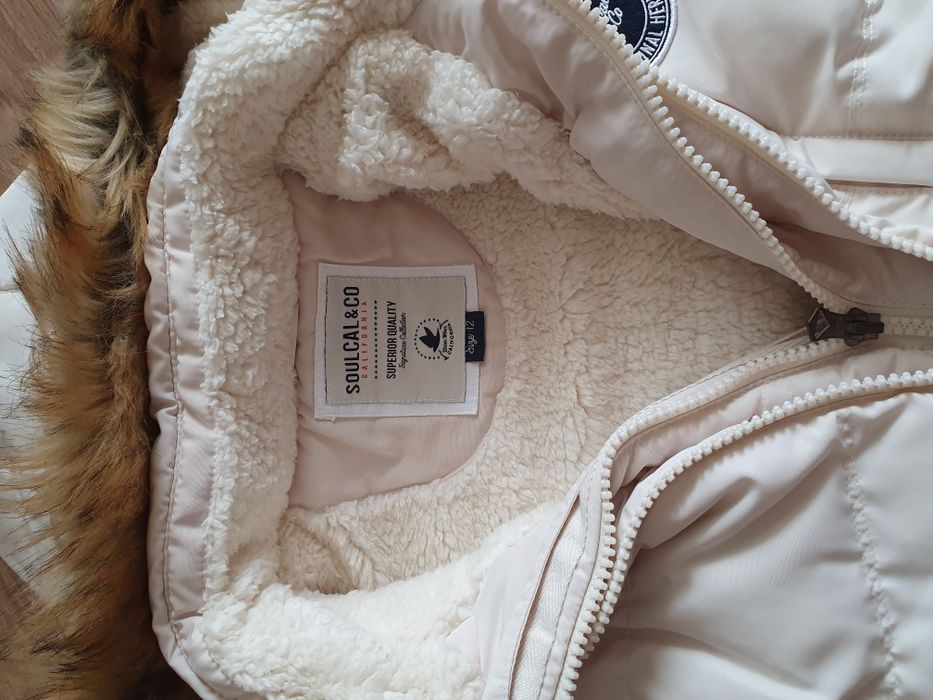 Дамски якета/елек на 2 снимка