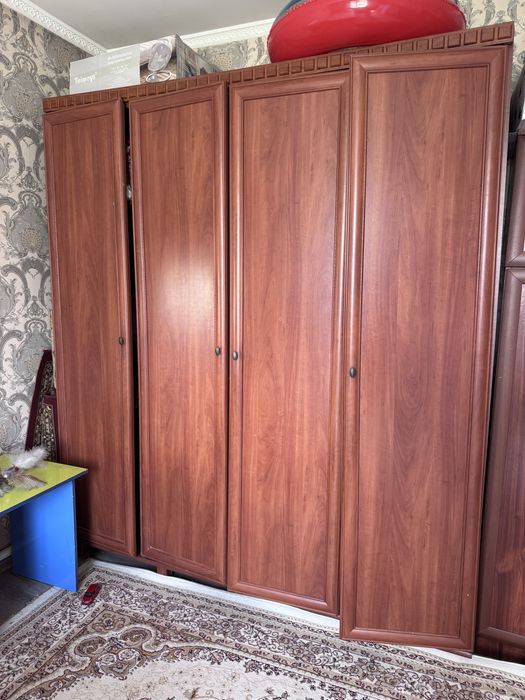 Спальный гарнитур