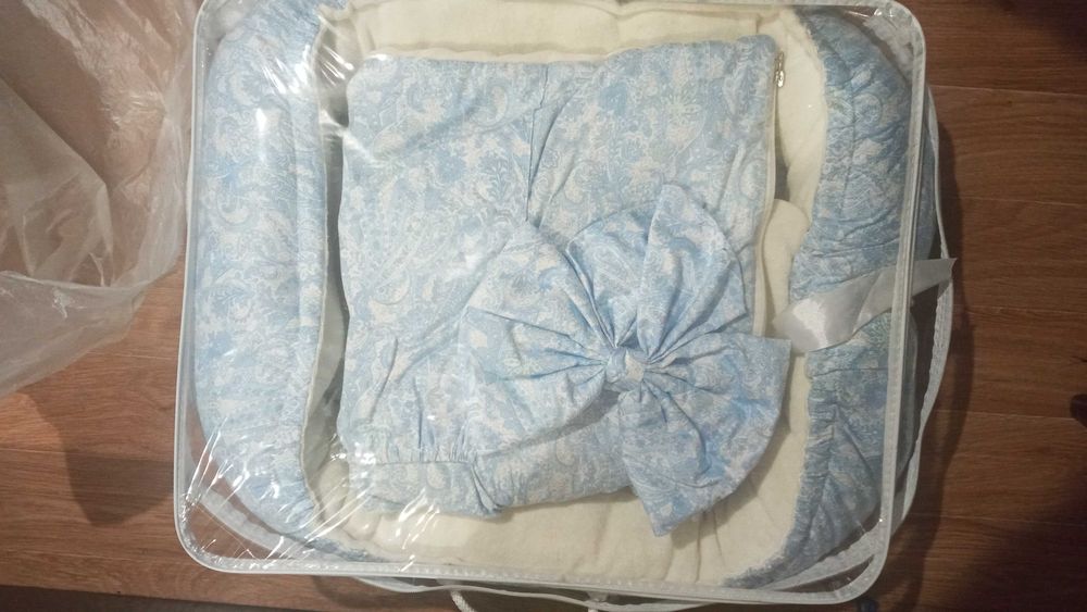 Зимняя куртка с комбинезоном