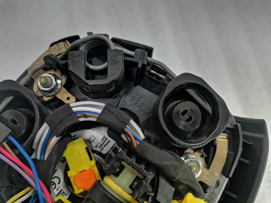 4M0880201A Нов Оригинален Айрбег Airbag на Волан Audi Q7 SQ7 4M