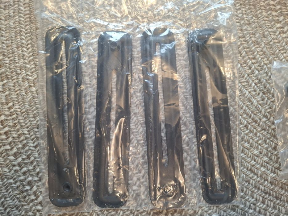 Adaptor braț monitor NON-VESA Suptek WK002