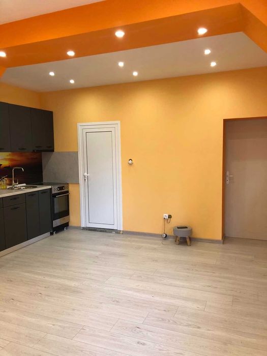 Дава се под наем Етаж от къща в София, Сухата река - 70 кв.м за 450 € - Снимка #1