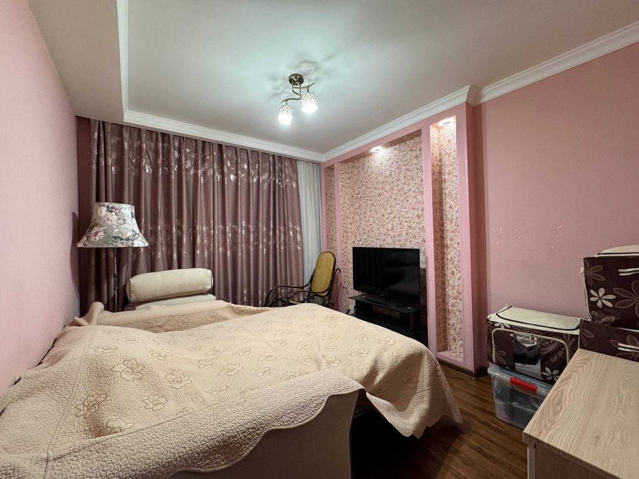 78 м². Продаётся 4-комнатная квартира у метро БИЙ.