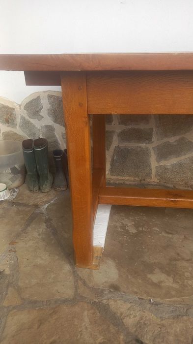 Дъбова маса масив