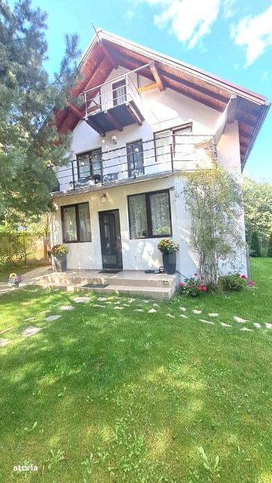 Vila de vanzare, 94 mp, teren 303 mp, zona Bran