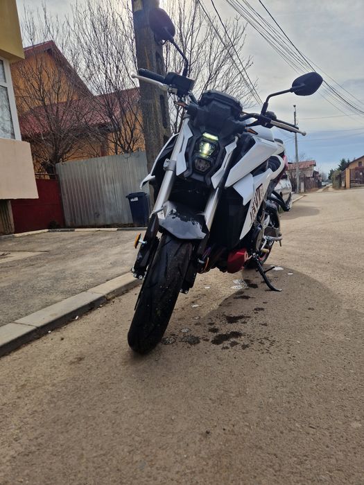 Suzuki gsx.s 950