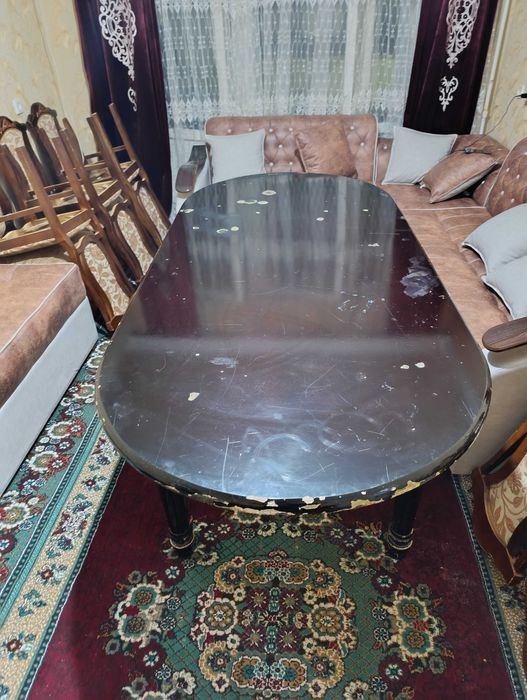 Продается стол хороший